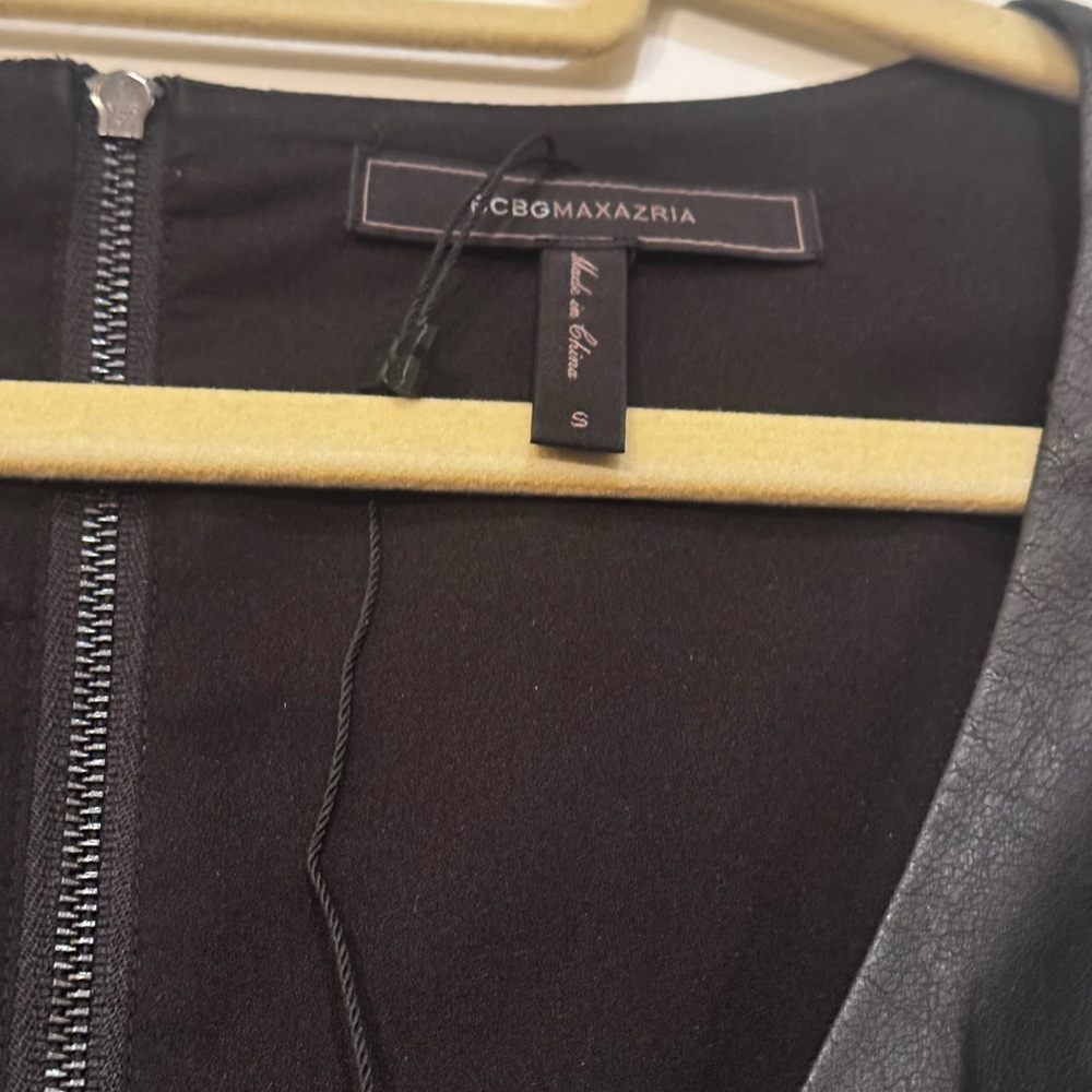 Black Leather Top BCGB Size Small